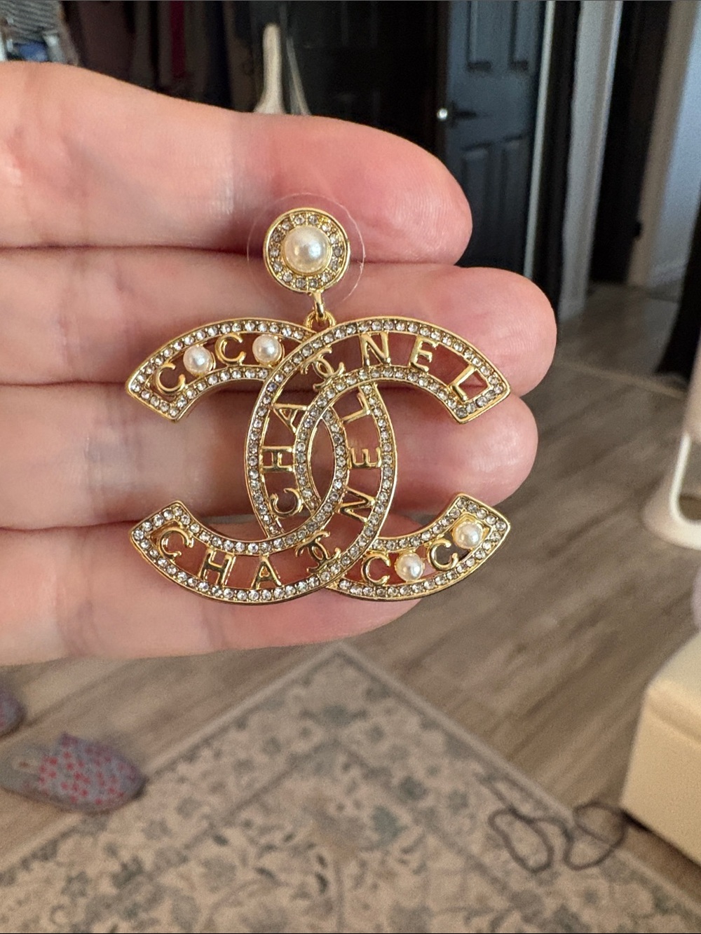 CHANEL Gold-tone Crystal and Pearl CC Drop Earrings with box and bag - Picture 5 of 10